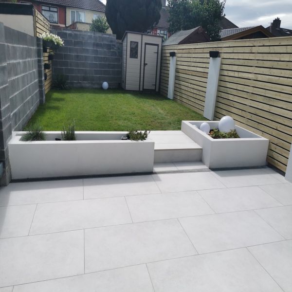 Luna White Outdoor Tile - 3x2ft-16mm